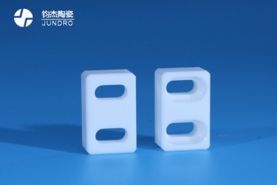 選擇氧化鋯陶瓷加工廠家要關注那幾點